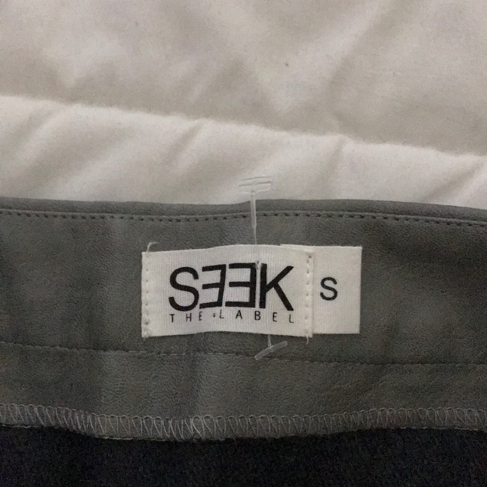 LF grey leather zip skirt - Picture 3 of 6